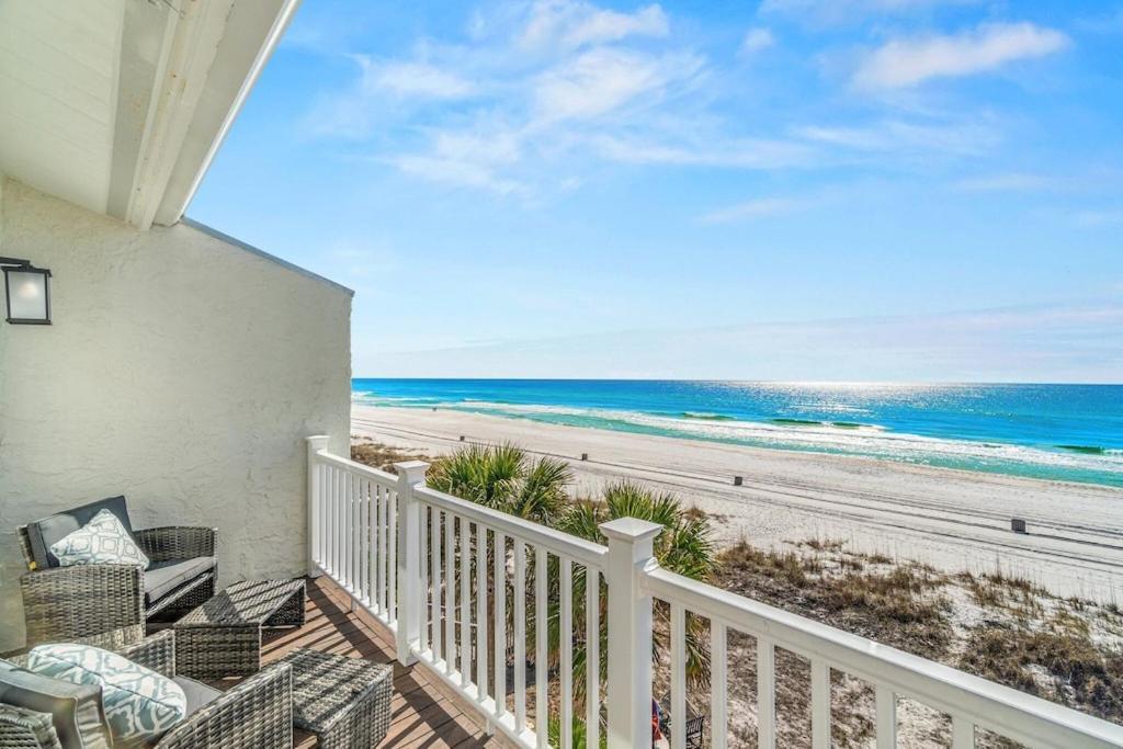 Newly Remodeled Beachfront Townhome - Sleeps 14 بنما سيتي بيتش المظهر الخارجي الصورة
