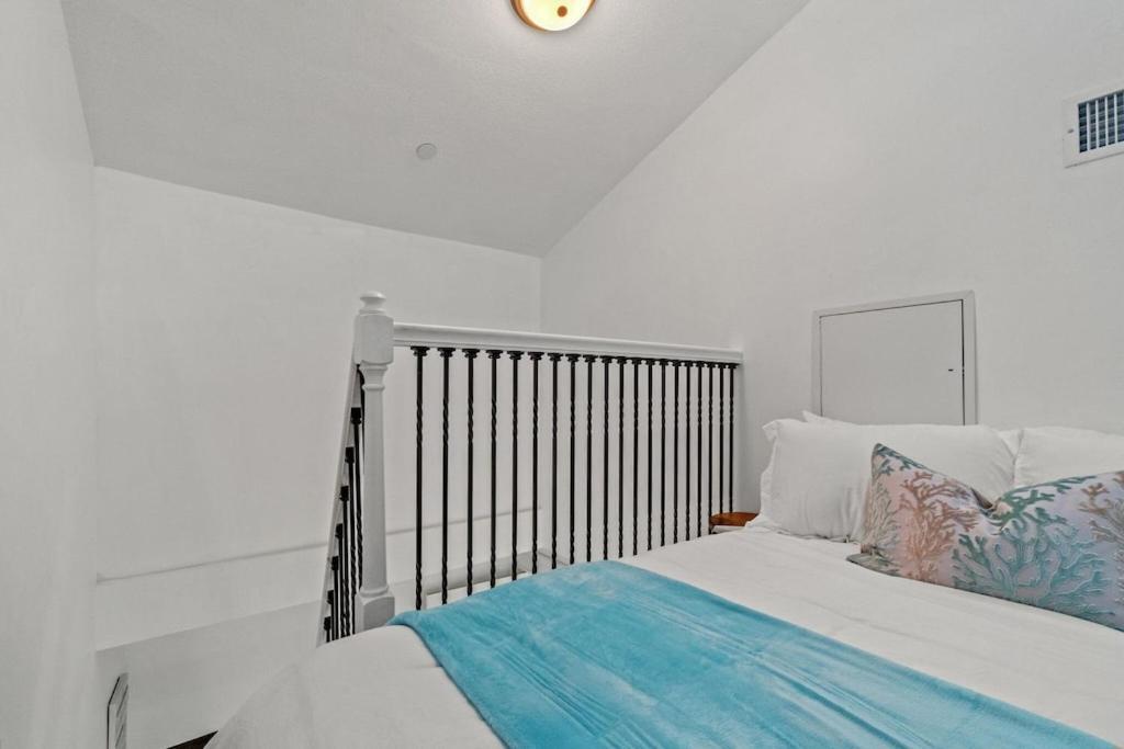 Newly Remodeled Beachfront Townhome - Sleeps 14 بنما سيتي بيتش المظهر الخارجي الصورة